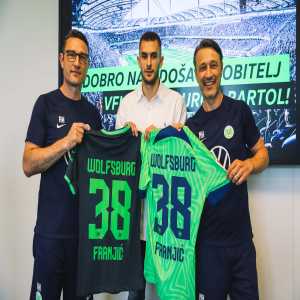 [OFFICIAL] VFL Wolfsburg sign Bartol Franjic from GNK Dinamo Zagreb (contract until 2027)