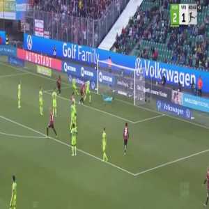 Wolfsburg 2-[2] Stuttgart - Konstantinos Mavropanos 45+1'