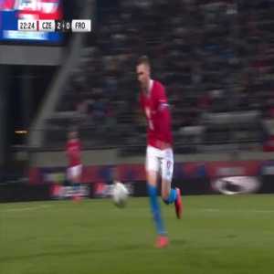 Czech Republic 3-0 Faroe Islands - Mojmir Chytil 23'
