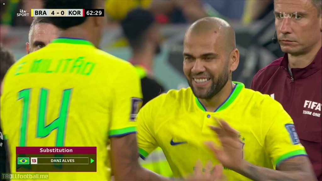 Dani Alves passes Roberto Carlos to become the second-most Capped player in Brazil men's NT (126). He is also now Brazil's oldest WC player, at the age of 39, as well