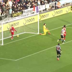 Newcastle United [1]-0 Rayo Vallecano - Sean Longstaff 4'