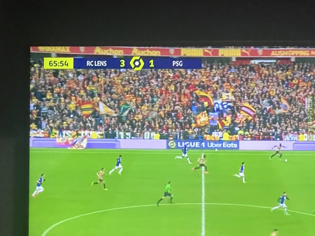 Why the Lens ultras are not behind the goal?