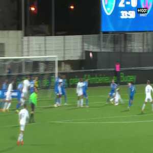 Bourg en Bresse 2-[1] Concarneau - Fahd El Khoumisti penalty 36'