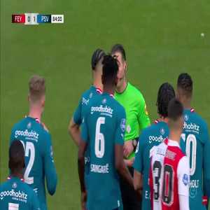 Armando Obispo red card against Feyenoord 65'