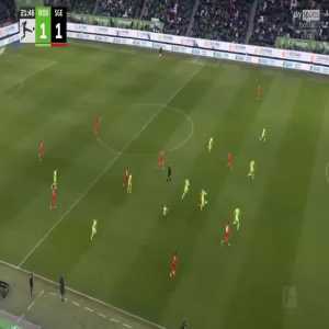 Wolfsburg 1-[1] Eintracht Frankfurt - Randal Kolo Muani 22'