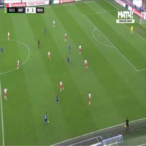 Gent [1]-1 West Ham - Hugo Cuypers 57'