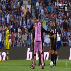 Porto x Boavista - Referee ends the game while Boavista is attacking inside Porto's box