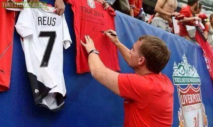 BREAKING: Brendan Rodgers close to signing Reus.