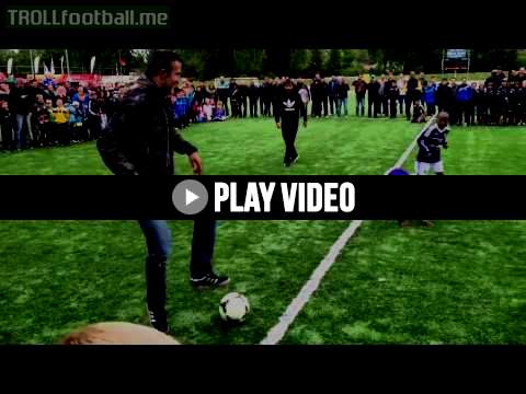 Persie use their freestyle skills to embarrass some kids